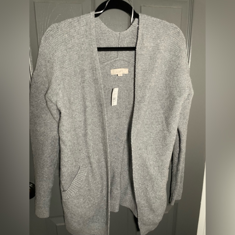 NWT LOFT Never Worn Cozy Women's Heather Gray Cardigan w/ Pockets (Small)